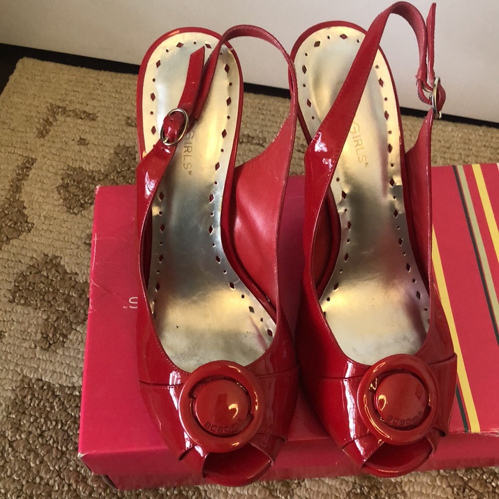 Poppy Red Heels - Picture 2 of 5